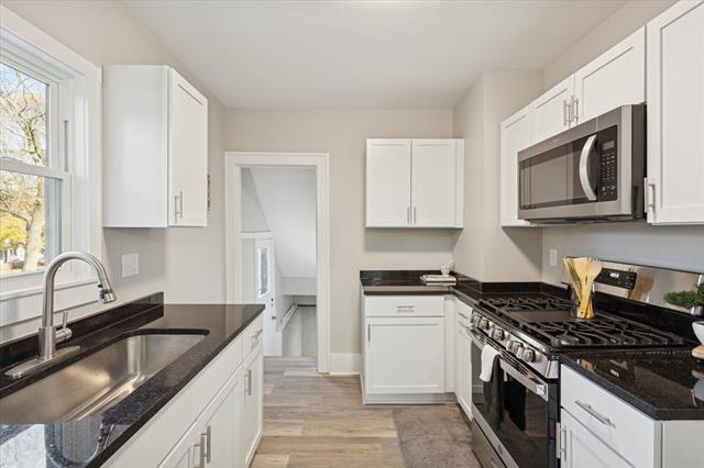 Builiding view eighteen for 843 Clancy, Grand Rapids, MI. 49503