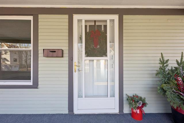 Builiding view five for 843 Clancy, Grand Rapids, MI. 49503