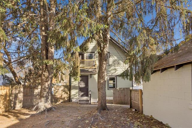 Builiding view forty one for 843 Clancy, Grand Rapids, MI. 49503