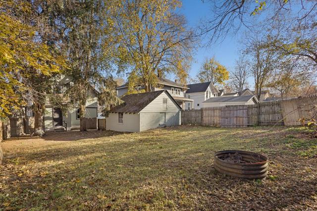 Builiding view forty two for 843 Clancy, Grand Rapids, MI. 49503