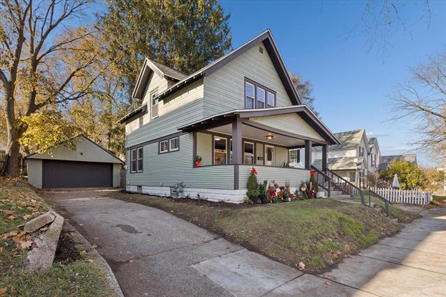 Builiding view one for 843 Clancy, Grand Rapids, MI. 49503