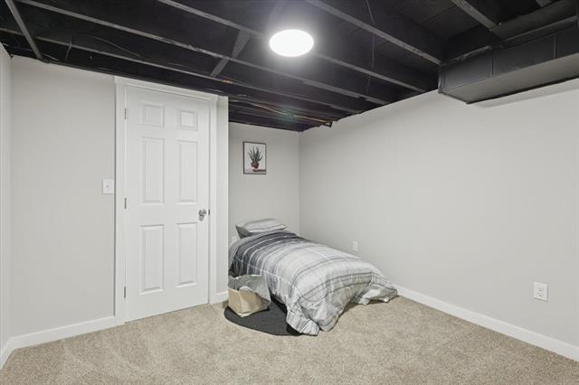 Builiding view thirty seven for 843 Clancy, Grand Rapids, MI. 49503