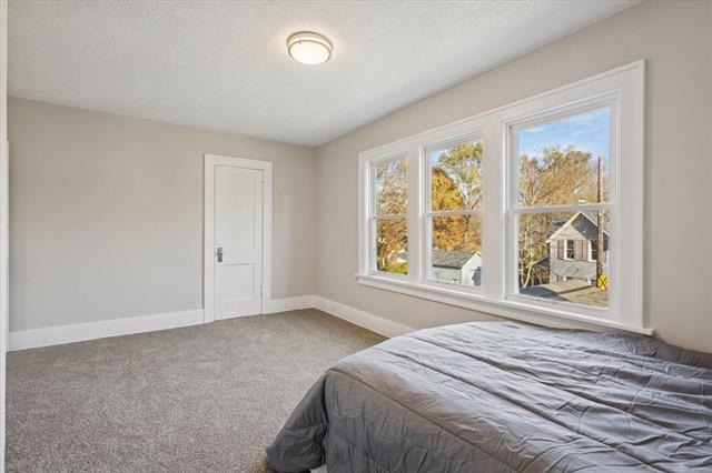 Builiding view twenty six for 843 Clancy, Grand Rapids, MI. 49503