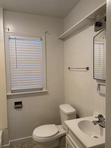 Builiding view ten for 1385 Superior, Benton Harbor, MI. 49022