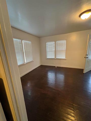 Builiding view three for 1385 Superior, Benton Harbor, MI. 49022