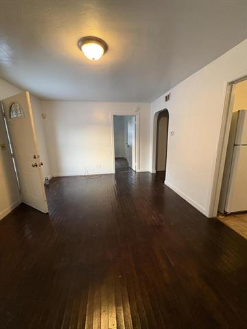 Builiding view two for 1385 Superior, Benton Harbor, MI. 49022