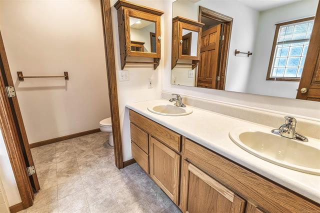 Builiding view nineteen for 149 Oak Marr, Houghton Lake, MI. 48629