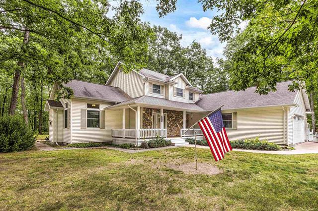 Builiding view thirty three for 149 Oak Marr, Houghton Lake, MI. 48629