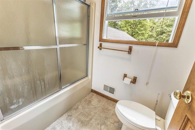 Builiding view twenty three for 149 Oak Marr, Houghton Lake, MI. 48629