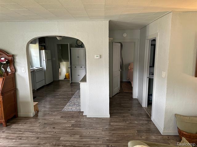 Builiding view five for 7980 Gilford, Reese, MI. 48757