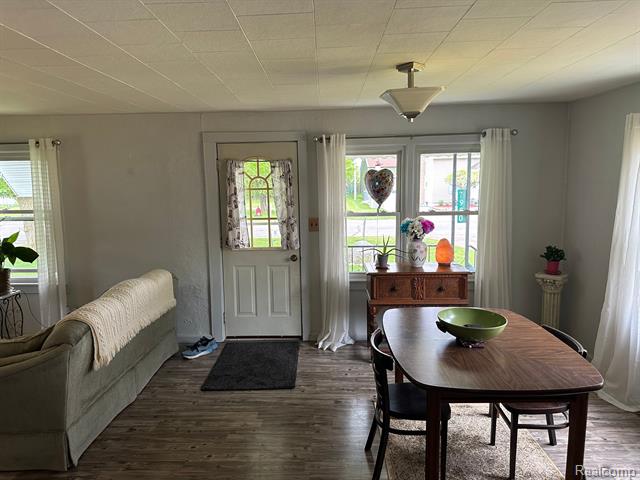 Builiding view four for 7980 Gilford, Reese, MI. 48757