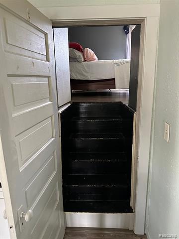 Builiding view thirteen for 7980 Gilford, Reese, MI. 48757