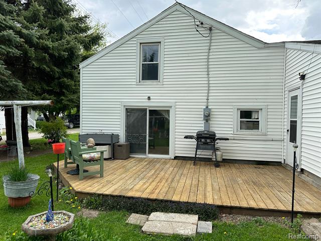 Builiding view twenty four for 7980 Gilford, Reese, MI. 48757