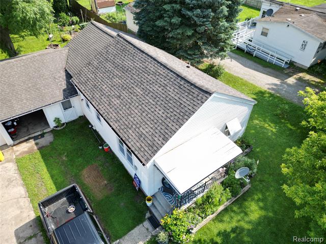 Builiding view twenty seven for 7980 Gilford, Reese, MI. 48757