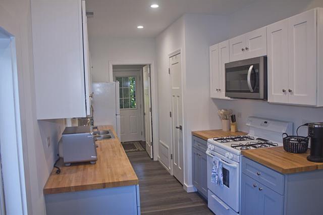 Builiding view four for 93402 Lee, Dowagiac, MI. 49047