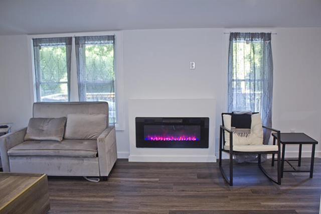 Builiding view seven for 93402 Lee, Dowagiac, MI. 49047