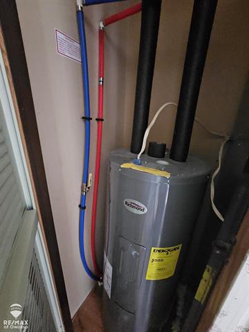 Builiding view nineteen for 2789 Grass Lake, Lake, MI. 48632