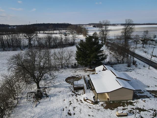 Builiding view twenty three for 17455 Starbrick, Edwardsburg, MI. 49112