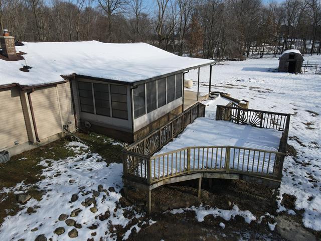 Builiding view twenty two for 17455 Starbrick, Edwardsburg, MI. 49112