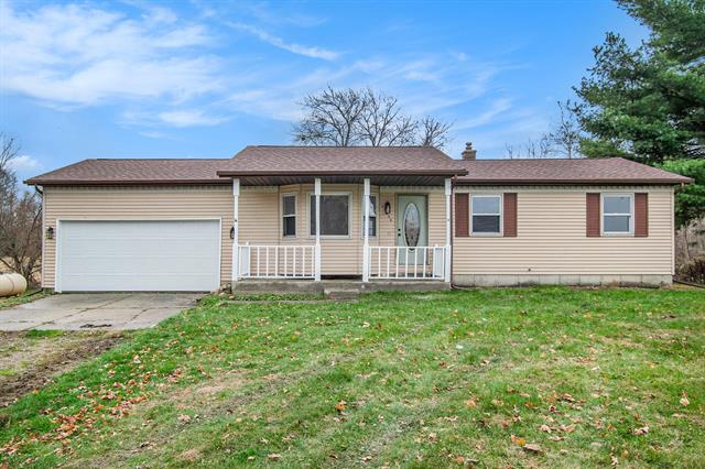 front view for 17455 Starbrick Street, Edwardsburg, Mi. 49112