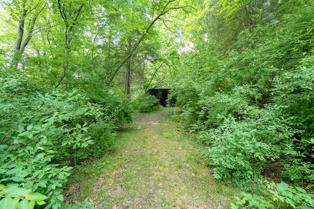 Builiding view fifty five for 22100 Uldriks, Battle Creek, MI. 49017