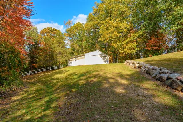 Builiding view forty five for 22100 Uldriks, Battle Creek, MI. 49017