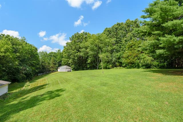 Builiding view forty four for 22100 Uldriks, Battle Creek, MI. 49017