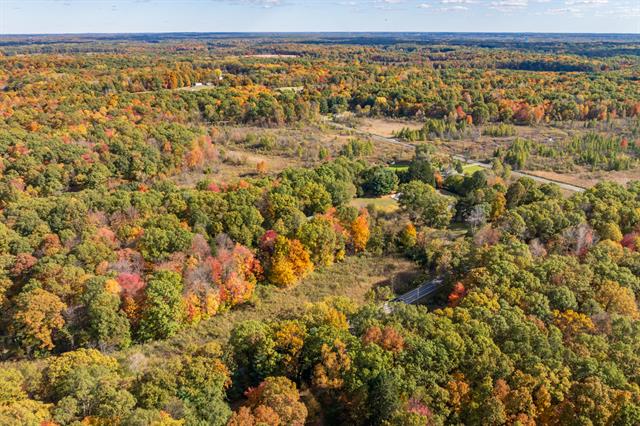 Builiding view seventy eight for 22100 Uldriks, Battle Creek, MI. 49017