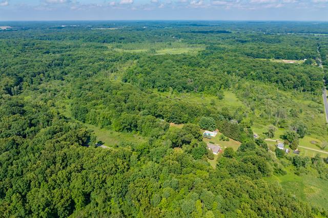 Builiding view seventy seven for 22100 Uldriks, Battle Creek, MI. 49017