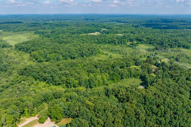 Builiding view seventy three for 22100 Uldriks, Battle Creek, MI. 49017