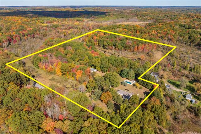 Builiding view sixty six for 22100 Uldriks, Battle Creek, MI. 49017