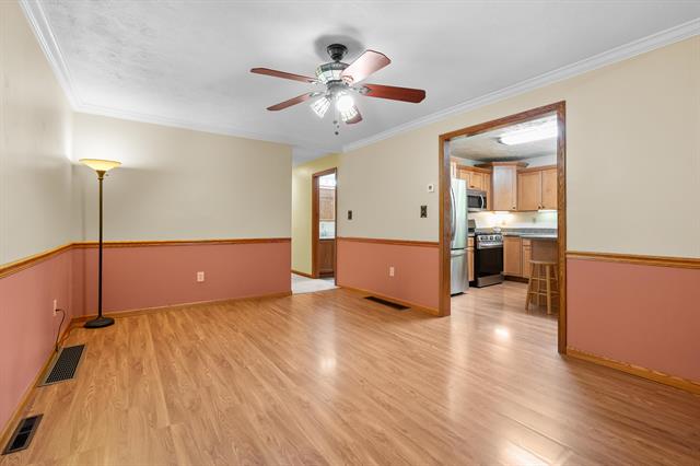 Builiding view ten for 22100 Uldriks, Battle Creek, MI. 49017