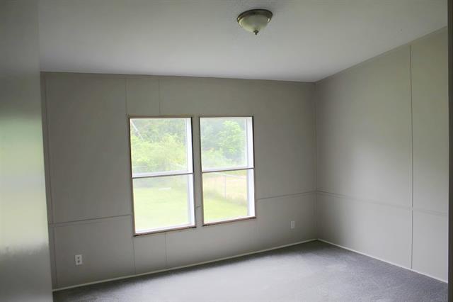 Builiding view eleven for 5249 Lapeer, Burton, MI. 48509