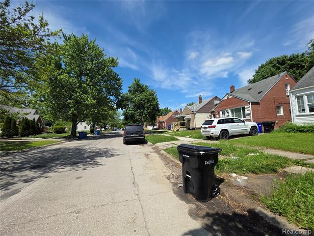 Builiding view five for 6526 Heyden, Detroit, MI. 48228