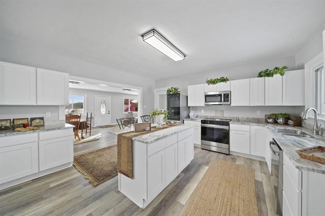 Builiding view eleven for 14071 Hutchison, Albion, MI. 49224