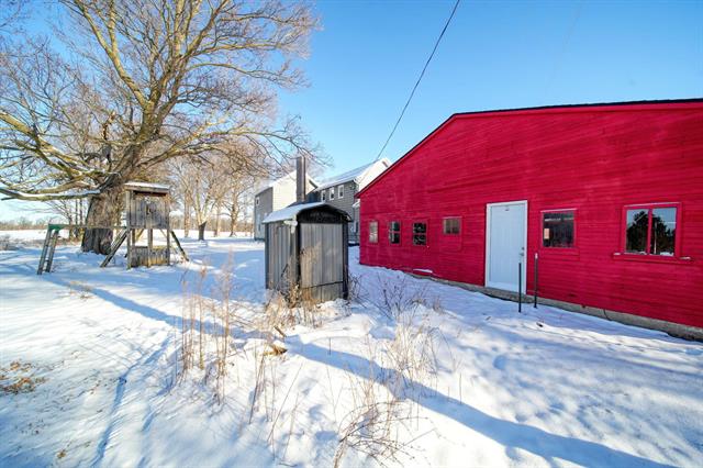 Builiding view fifty two for 14071 Hutchison, Albion, MI. 49224