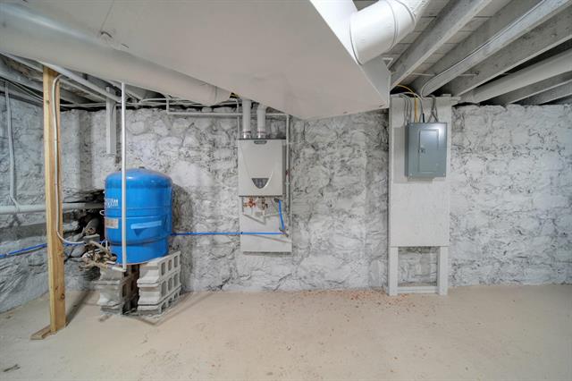 Builiding view thirty five for 14071 Hutchison, Albion, MI. 49224