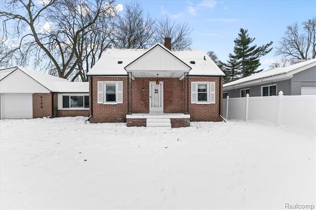 Builiding view one for 4175 Motorway, Waterford, MI. 48328