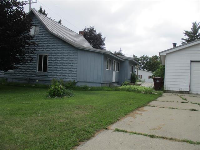 Builiding view thirty one for 523 Union, Saint Louis, MI. 48880