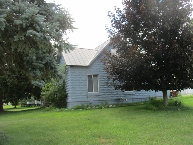 Builiding view twenty one for 523 Union, Saint Louis, MI. 48880