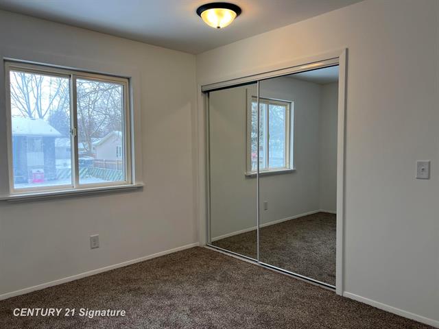 Builiding view eight for 335 Beach, Mount Morris, MI. 48458