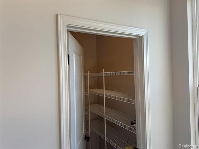 Builiding view fourteen for 56054 Madison, New Hudson, MI. 48165