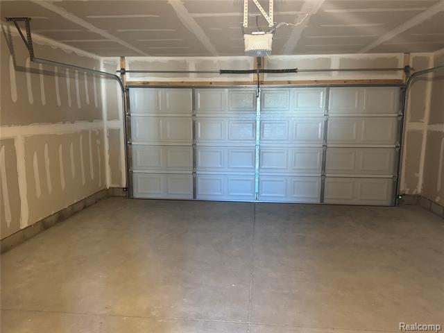 Builiding view thirty six for 56054 Madison, New Hudson, MI. 48165