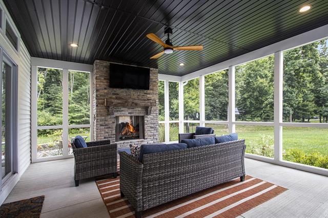 Builiding view four for 68575 Banks, Edwardsburg, MI. 49112