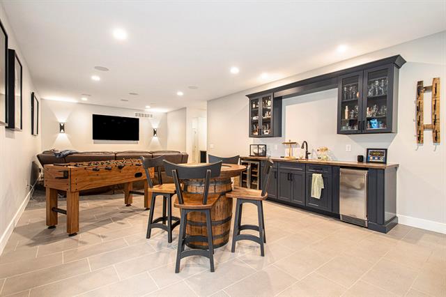 Builiding view seventeen for 68575 Banks, Edwardsburg, MI. 49112