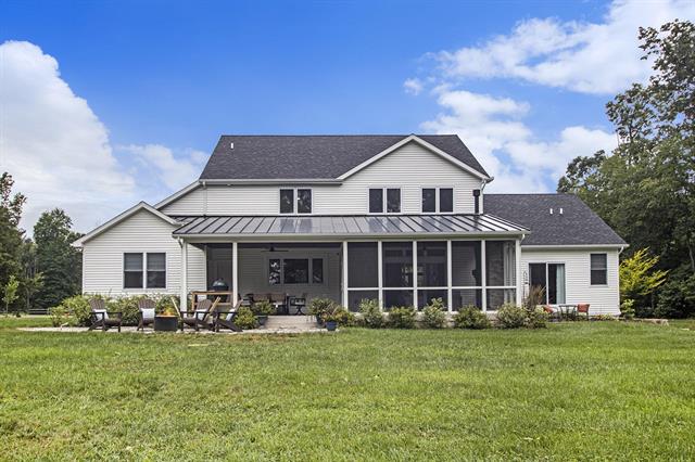 Builiding view six for 68575 Banks, Edwardsburg, MI. 49112