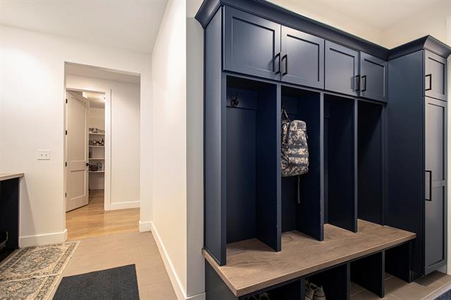 Builiding view sixteen for 68575 Banks, Edwardsburg, MI. 49112