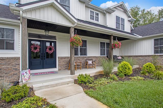 Builiding view thirty three for 68575 Banks, Edwardsburg, MI. 49112