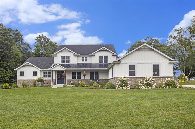 Builiding view thirty two for 68575 Banks, Edwardsburg, MI. 49112