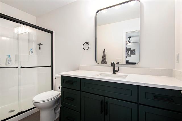 Builiding view twenty two for 68575 Banks, Edwardsburg, MI. 49112